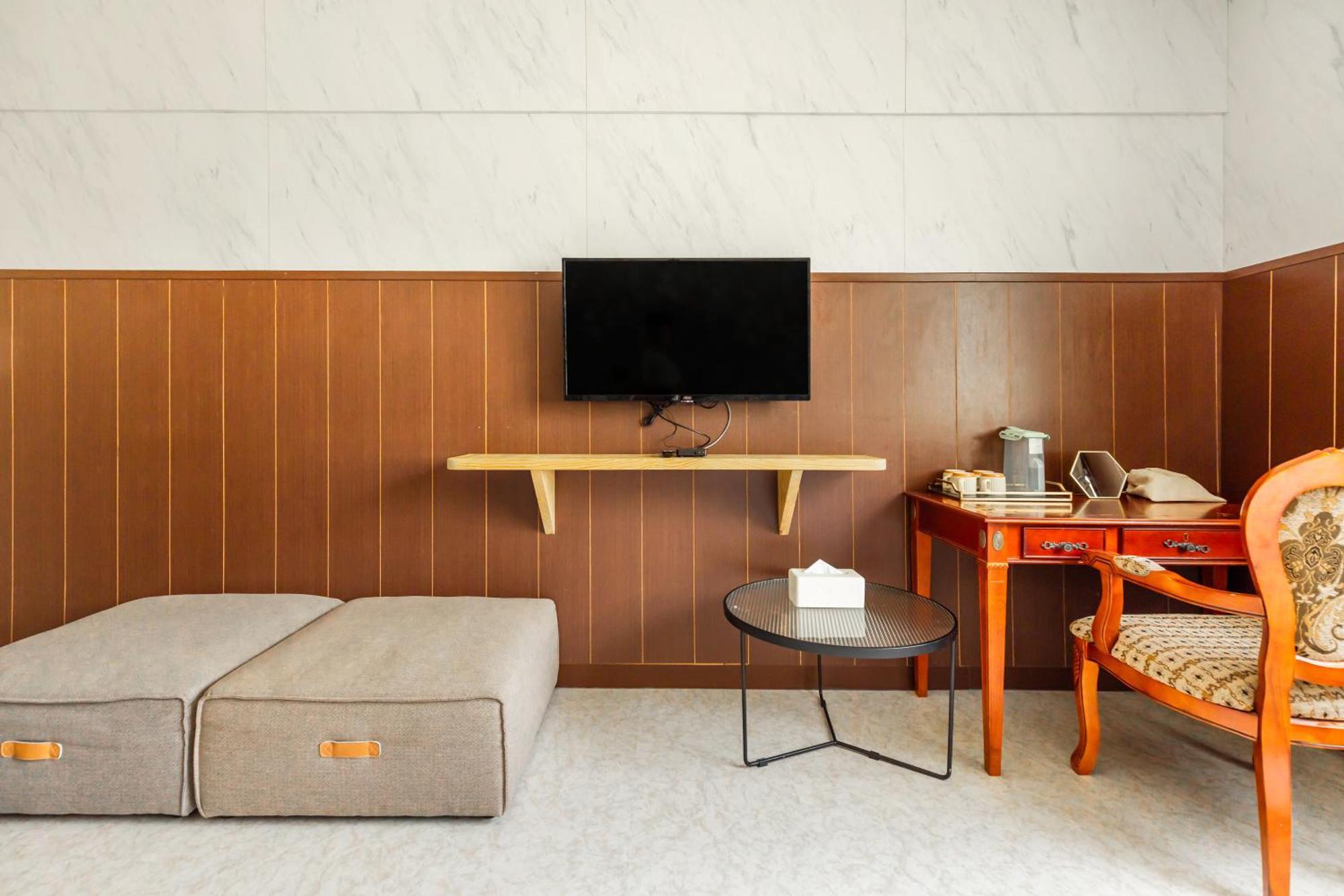 32小巷弄 Hotell Tainan Eksteriør bilde